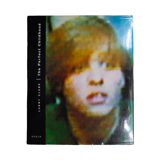 Bleu Minuit club. - The Perfect Chillhood - Larry Clark