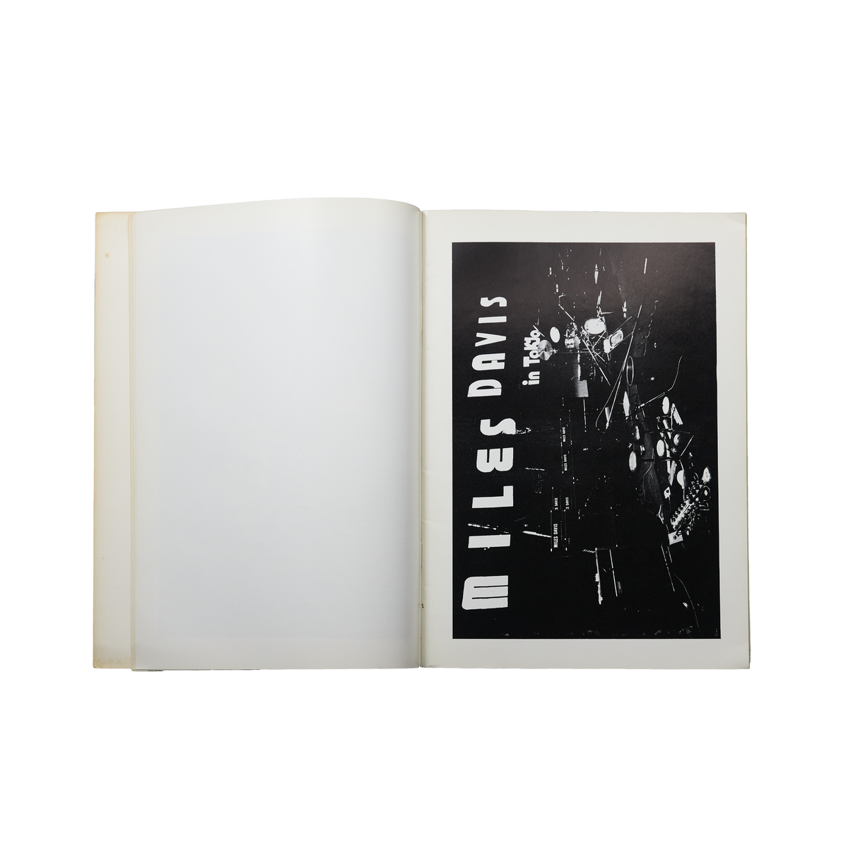Bleu Minuit club. - MILES – by Tadauki Naito