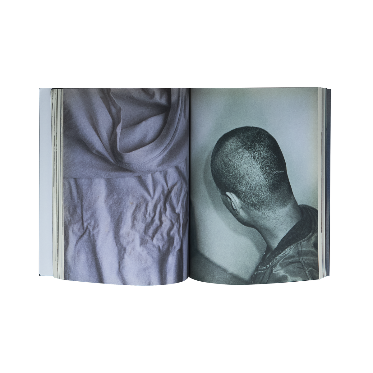 Bleu Minuit club. - Wolfgang Tillmans  Moderna Musset